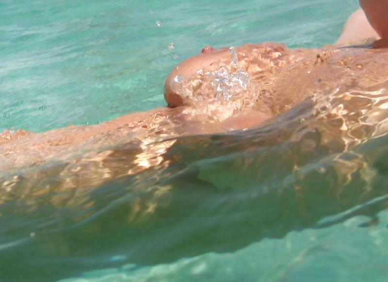 Urlaub Pool Meer Sex Und Sonne Blond Muschi Im Wasser #13105474