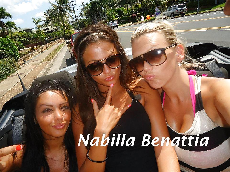 Nabilla benattia 
 #9807353