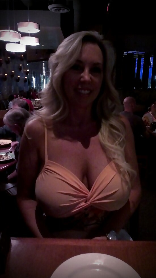 Wifey milf huge boobs #21288960