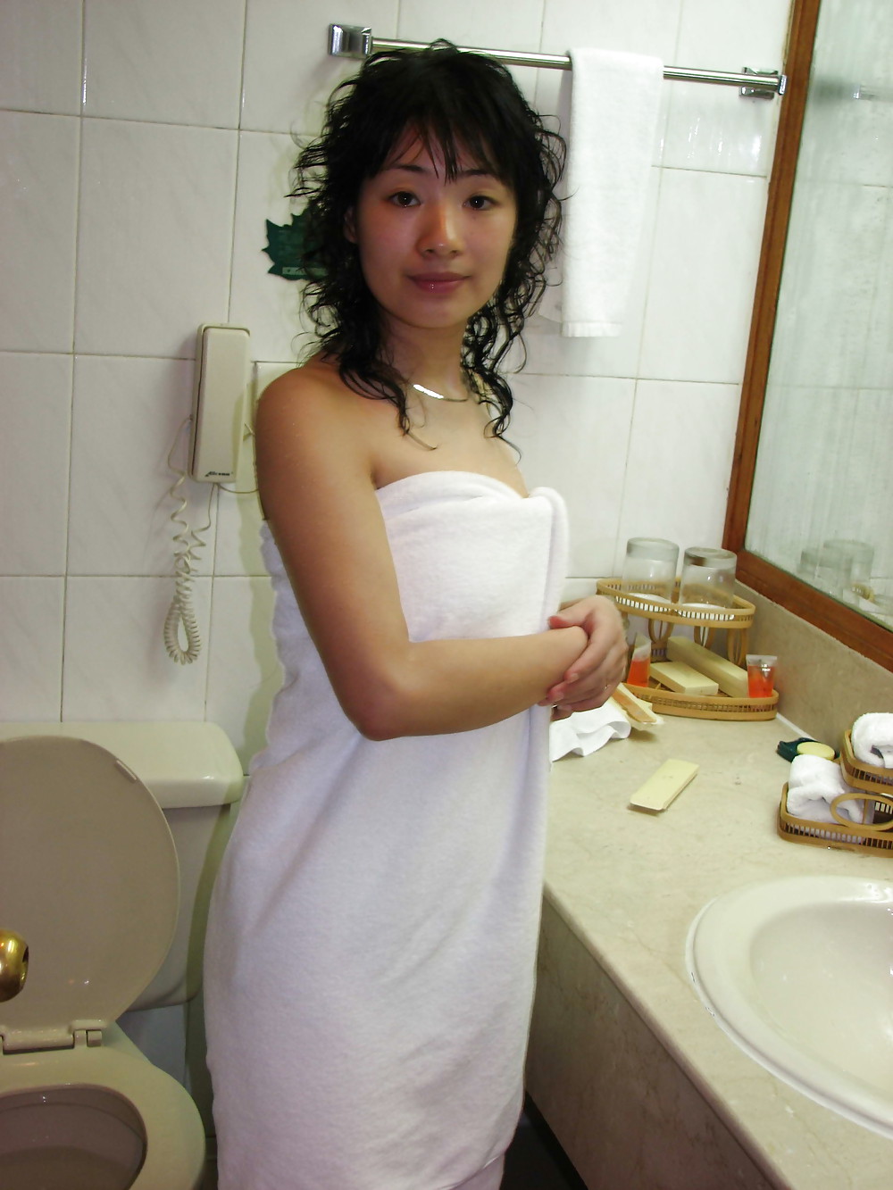 Chinese housewife with bushy armpits #20326412