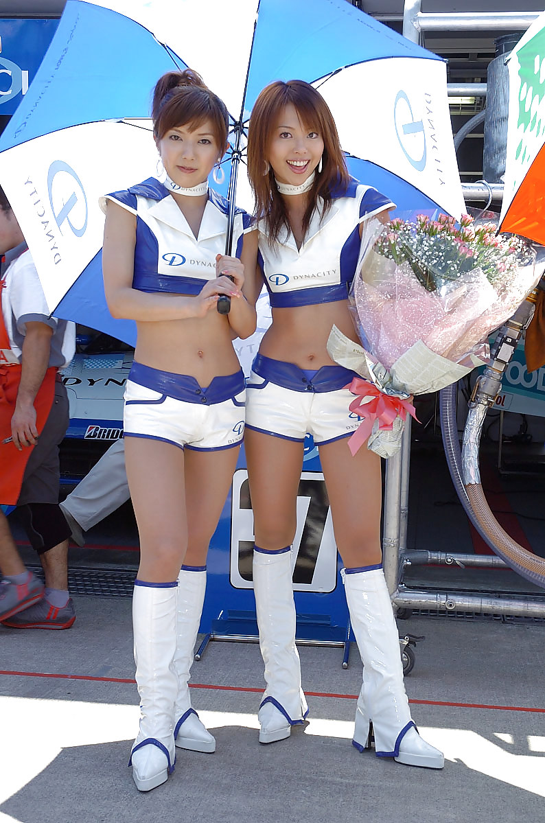 Japanische Grid-Girl-auf Der Strecke (1) #7667701