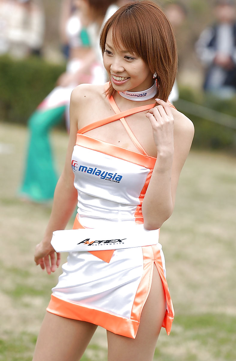 Japanische Grid-Girl-auf Der Strecke (1) #7667743