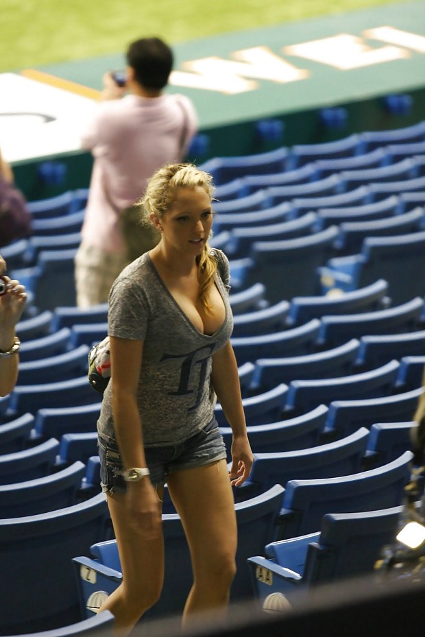 Voyeur cándido
 #22011634