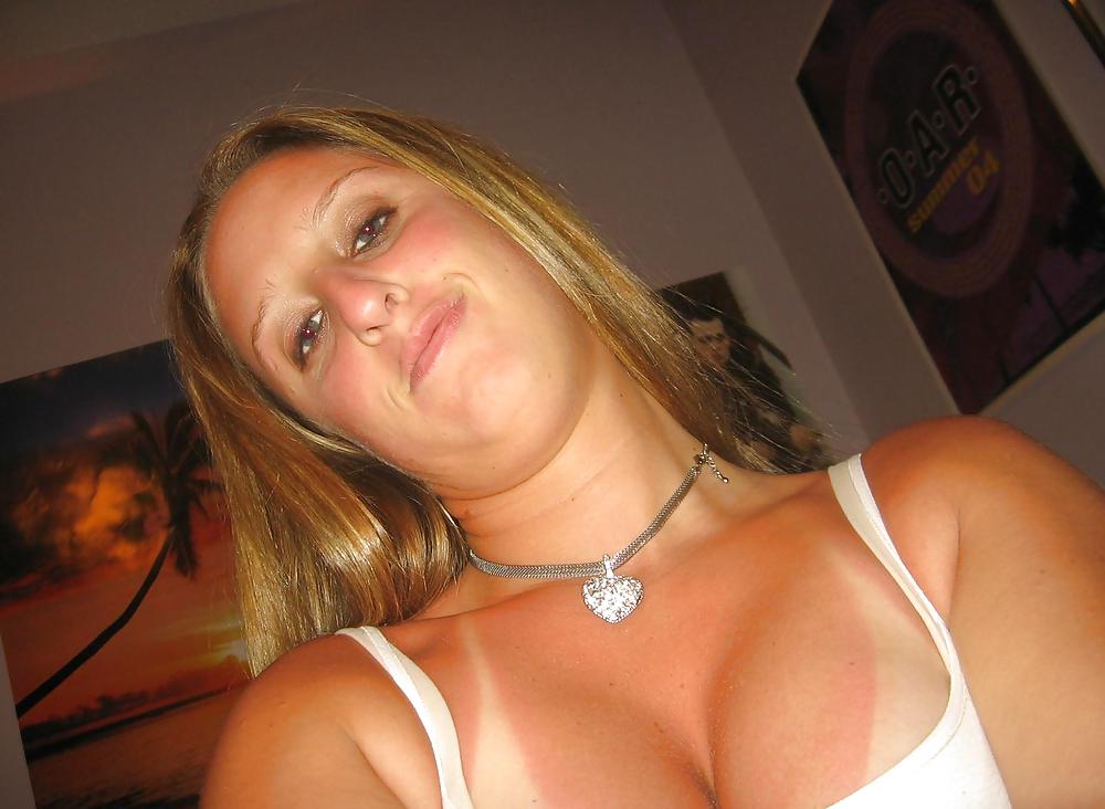 Really Hot Busty Blond Amateur Self Pic #5901784