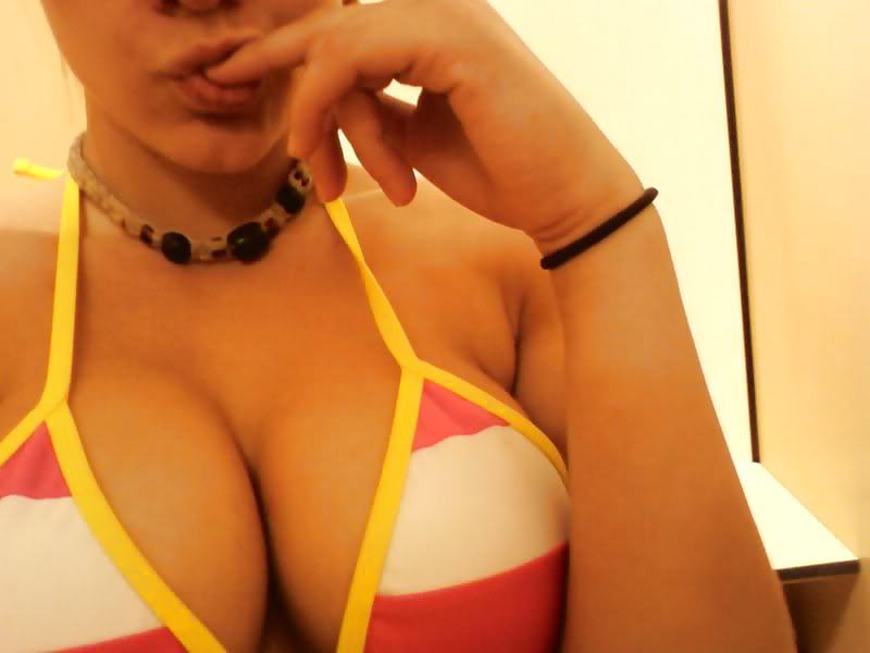 Cleavage 3 #9168623