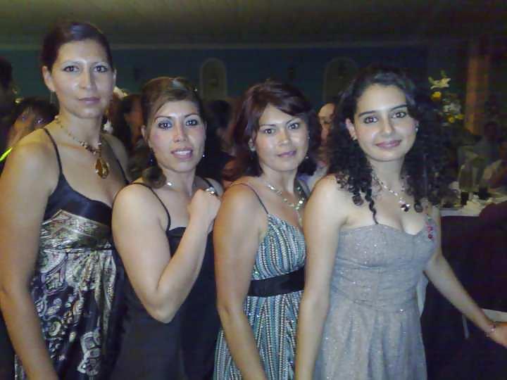 Hermanas contreras
 #7888657