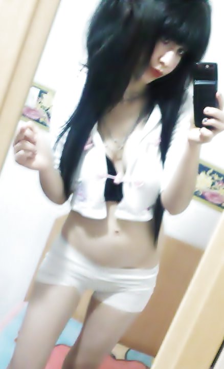 Meee #3743749