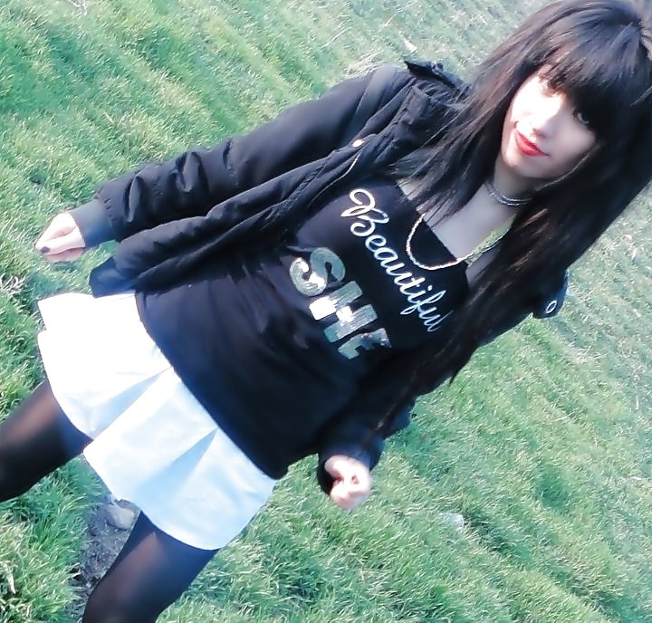 Meee #3743770