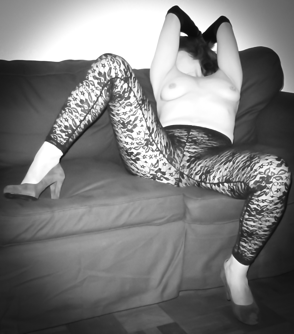 Black and White III #20017633