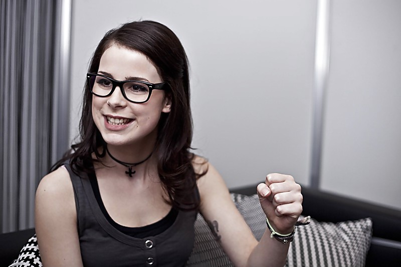 Lena Meyer-Landrut GEILE BRILLENSCHLANGE