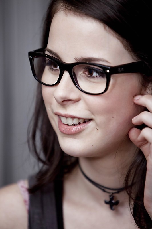 Lena meyer-landrut geile brillenschlange
 #17575587