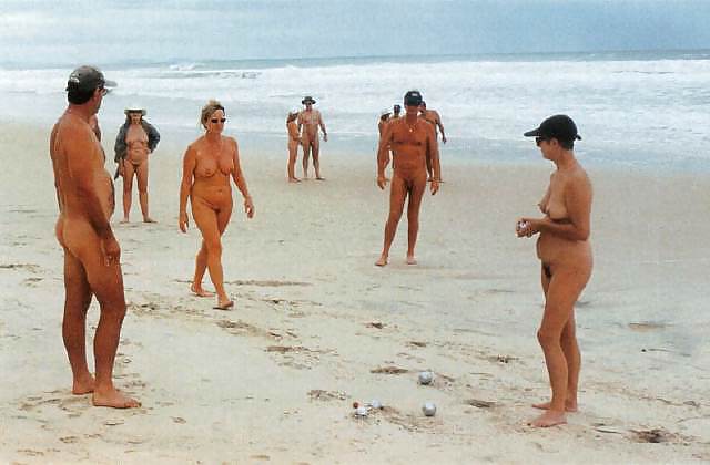 Nudistes #21467804