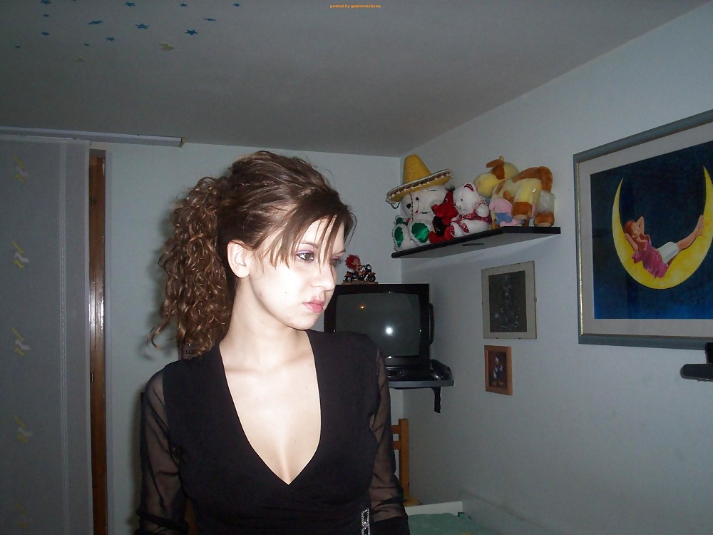 Real Amateur Set Girlfriend with curly hair #229083