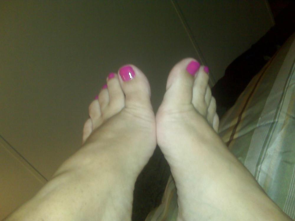 Comment on my girls sexy feet & toes #13173774