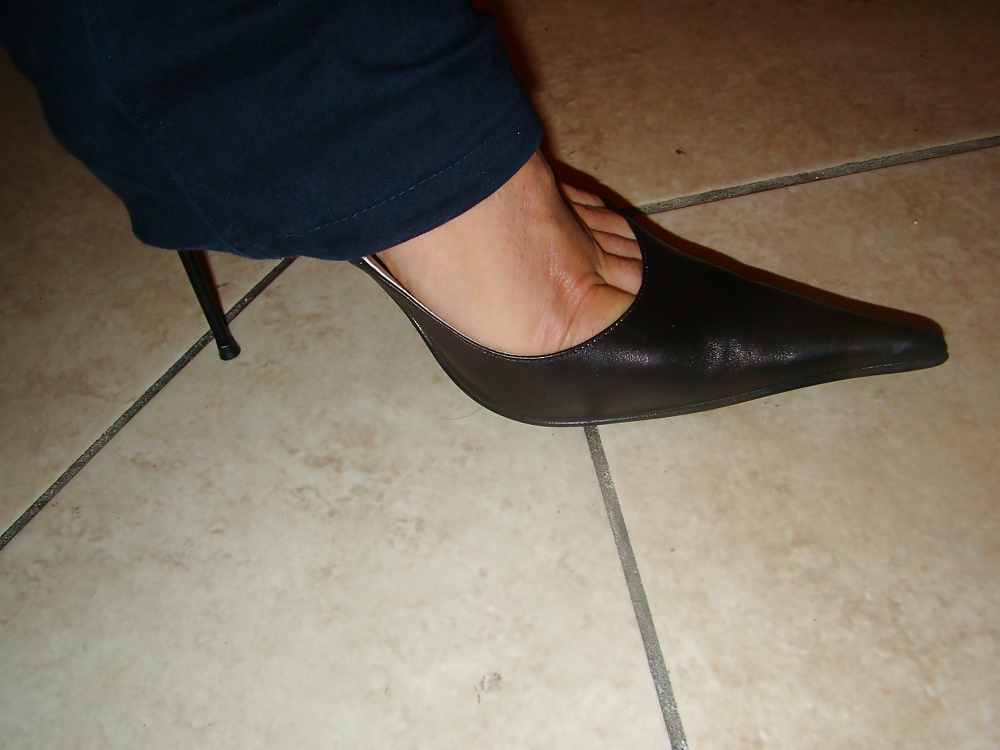Le mie scarpe e i miei piedi, my shoes ad my feet #5672611