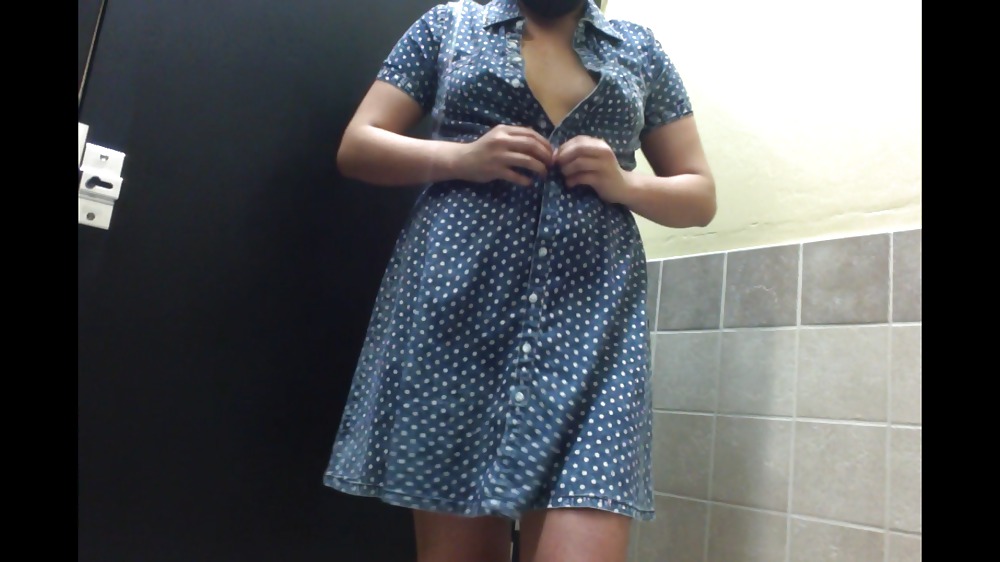 Slave posing in public bathroom #21593220