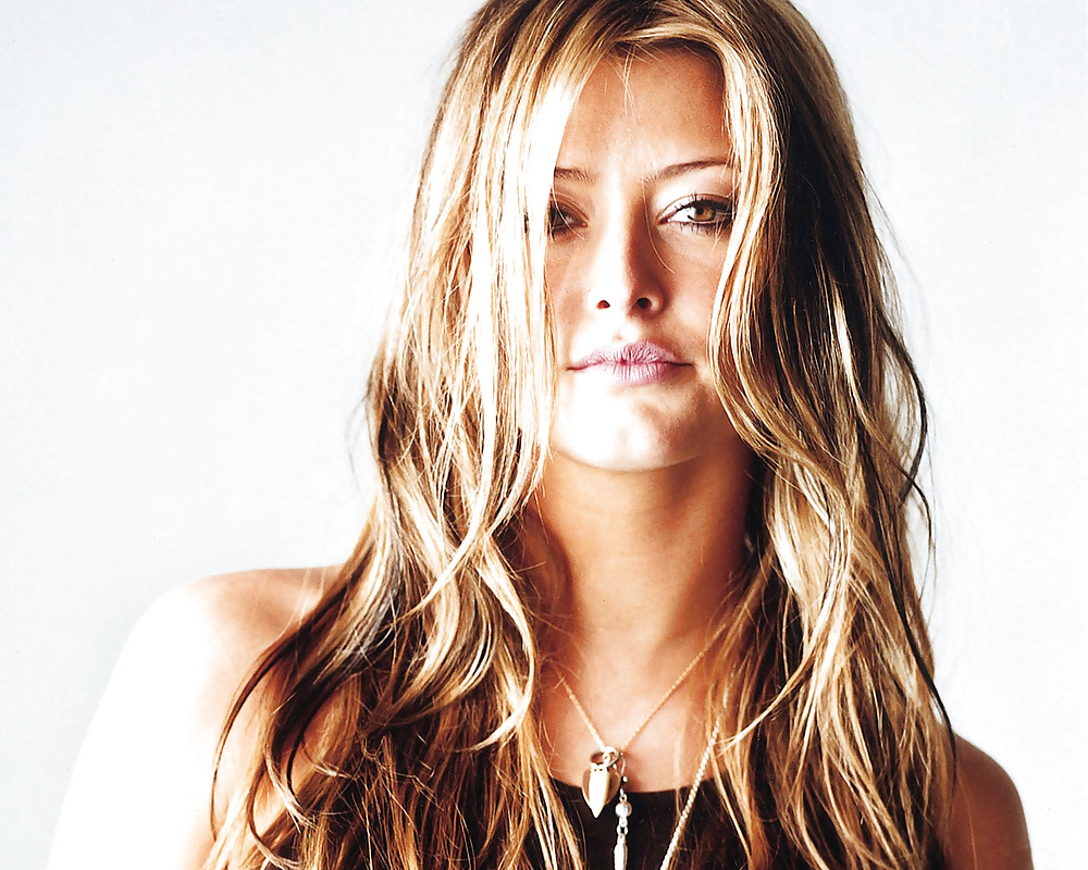 Holly Valance