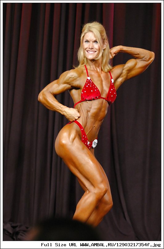 Female bodybuilder - Tracy Beckham #13797710