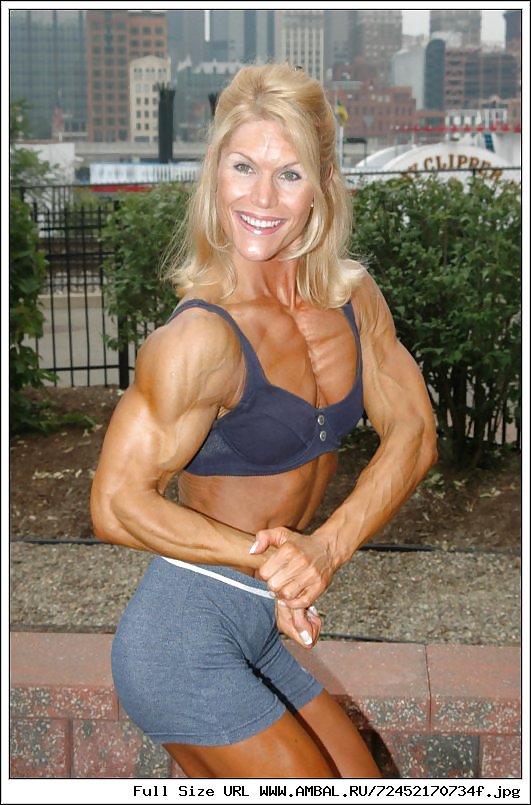 Bodybuilderin - Tracy Beckham #13797717