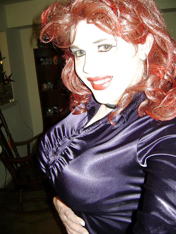 Satin crossdresser #14490888