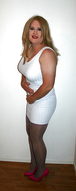 2012 posing #11048444