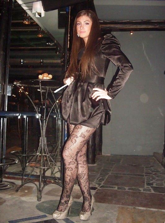 Nylon Diskotussis in eleganten Outfits die mich steif machen #6514303