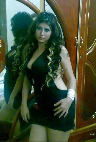 Arab sexy bitches 2 #6609334