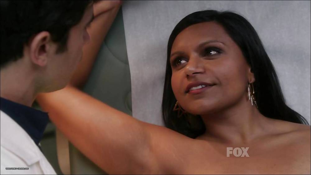 Mindy Kaling's sexy armpits #13566604