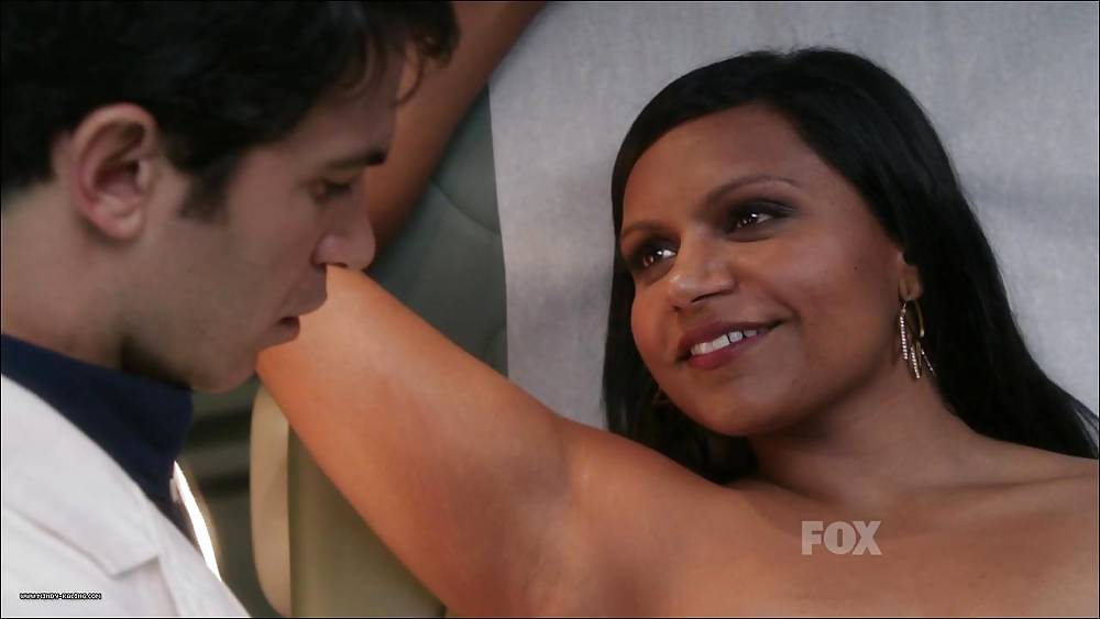 Mindy Kaling's sexy armpits #13566632