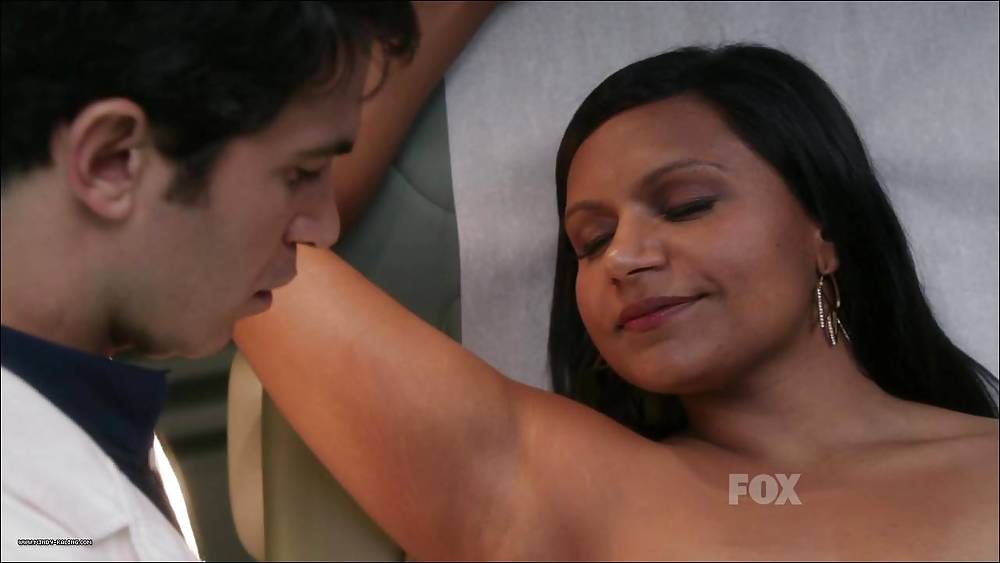 Mindy Kaling's sexy armpits #13566640