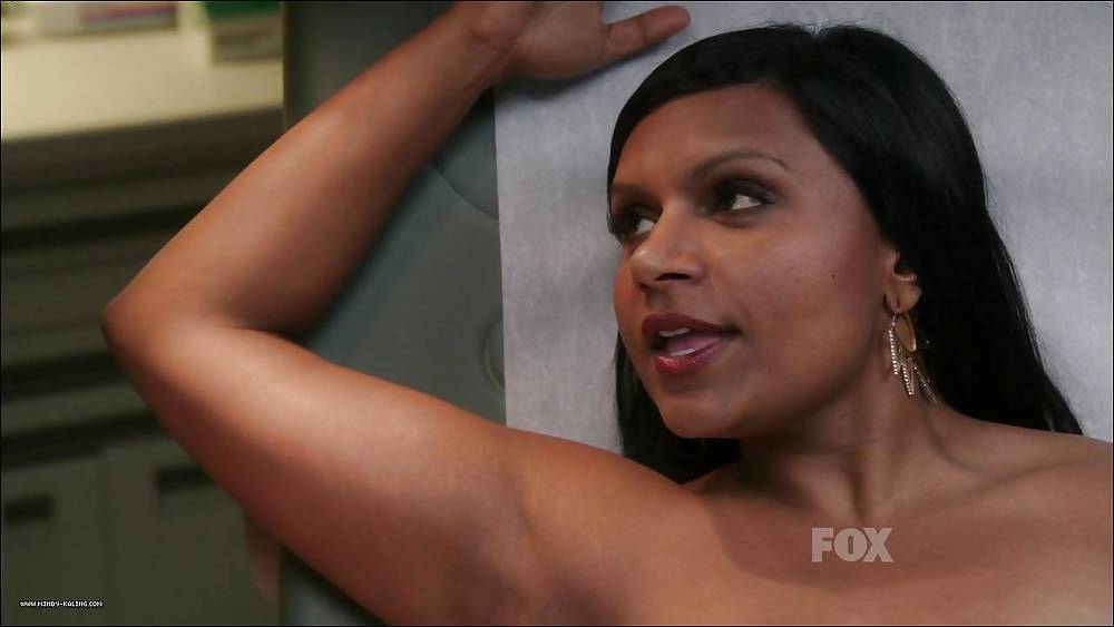 Mindy Kaling's sexy armpits #13566646