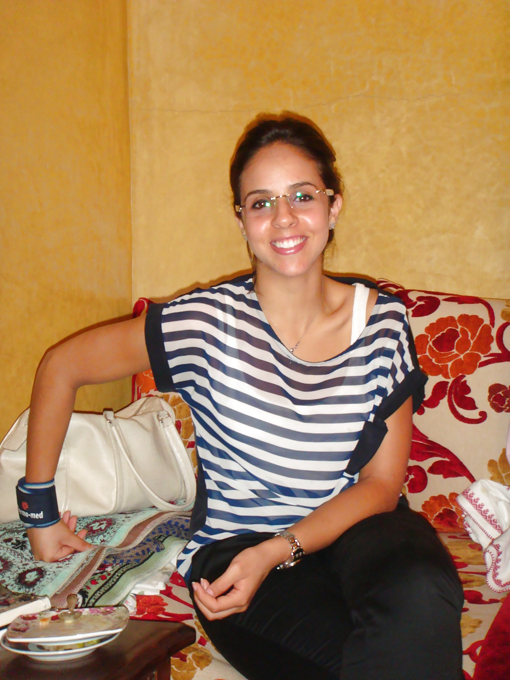 Zineba chica marroquí cum on her
 #17238471