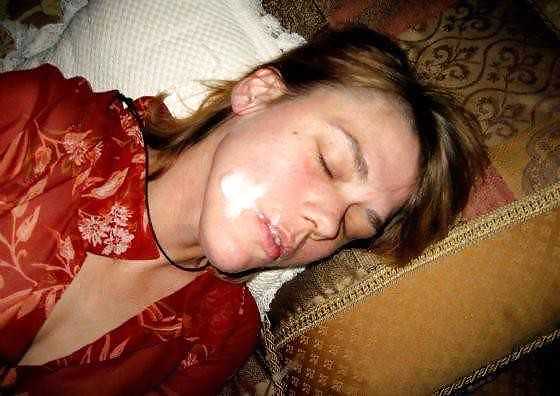 Acabadas dormiditas
 #13809629