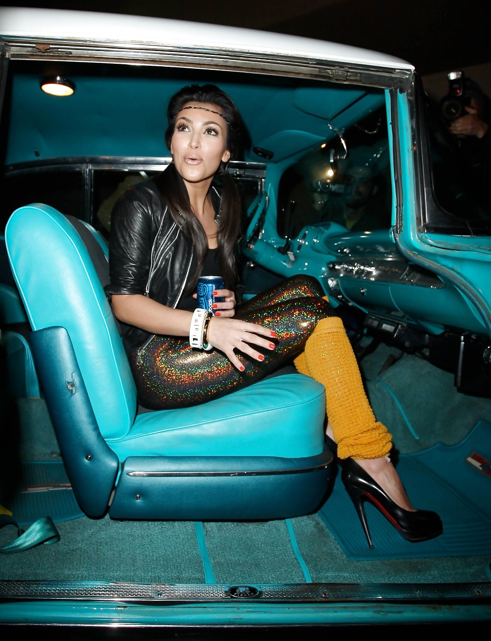Kim kardashian world on wheels party a los angeles
 #2658190