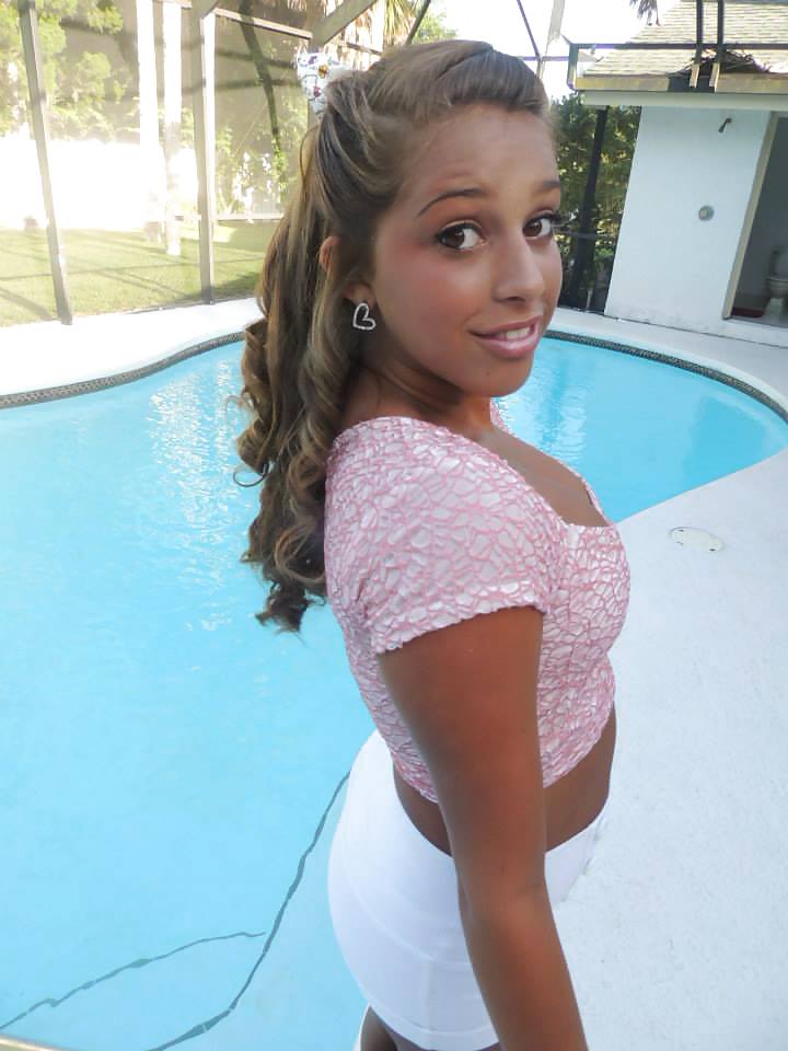 Putas al azar 3 
 #20379476