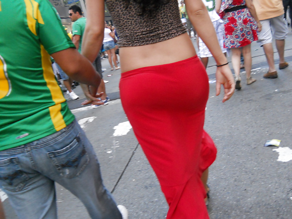 Candid non porn babe in a tight long red skirt #21665387
