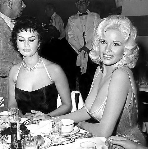 Sophia Loren - Sex-Symbol über Vergleichen #12215619