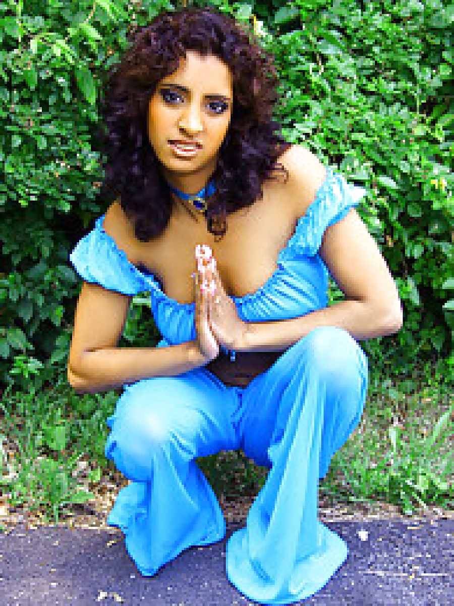 最もセクシーなインドのスラット
 #3278140