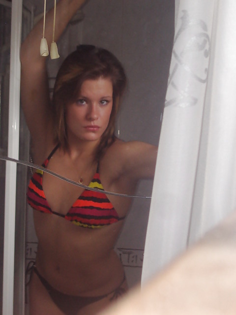 スコットランドの女の子
 #19946390