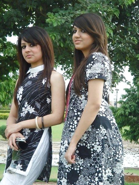 Pakistani beauties #10526571