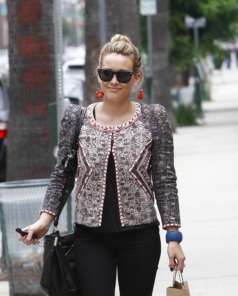 Hilary duff - haciendo recados en beverly hills
 #4710575