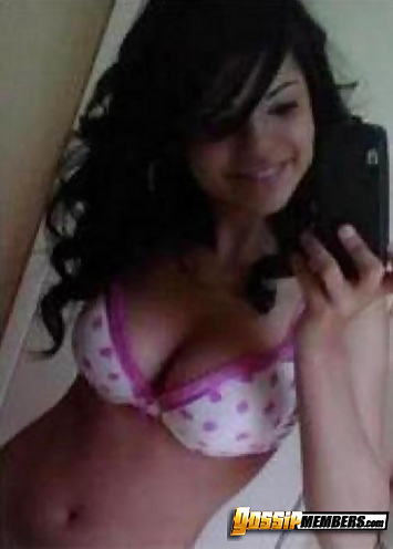 Selena gomez bikini
 #11412773