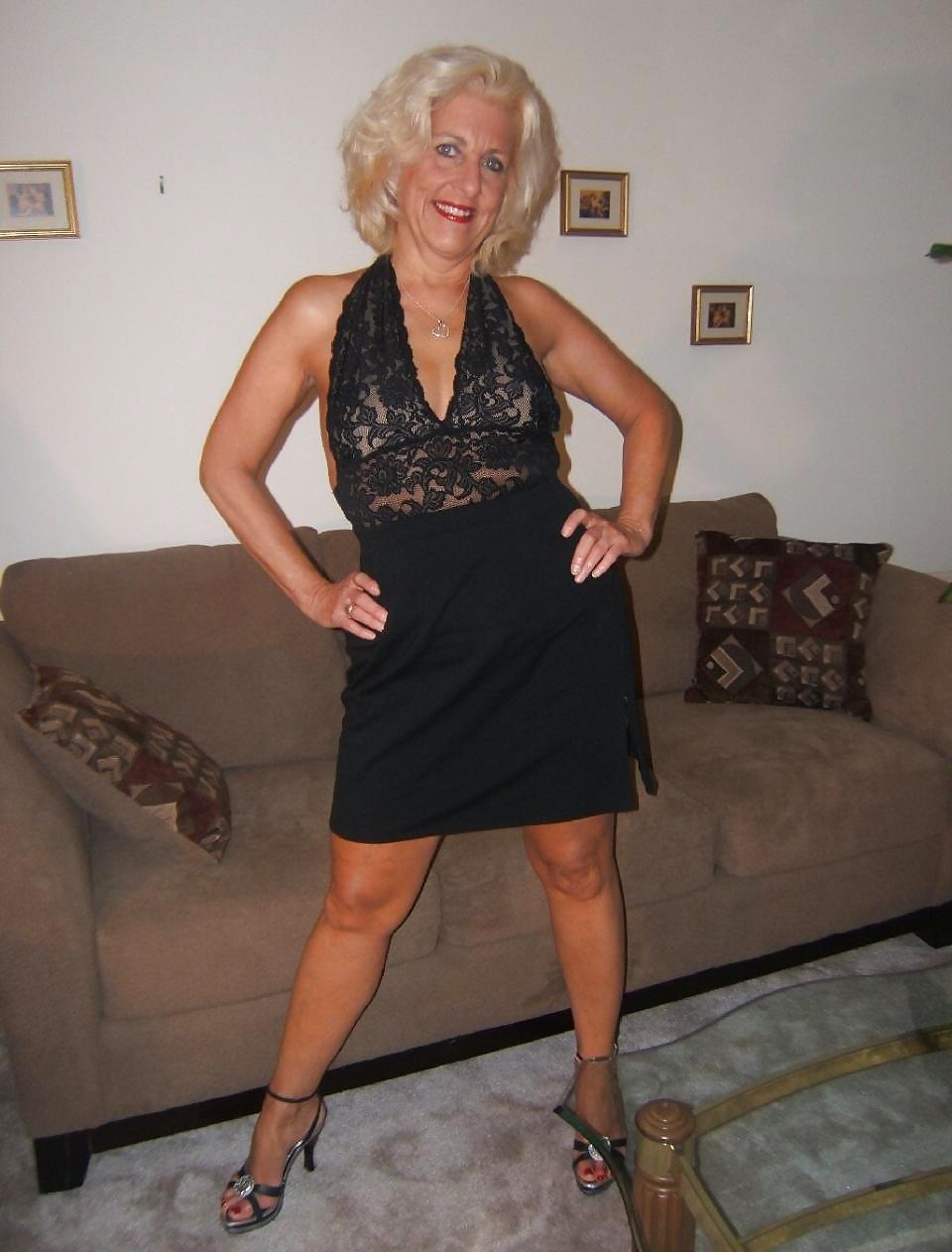 The Housewife 284 #9441887