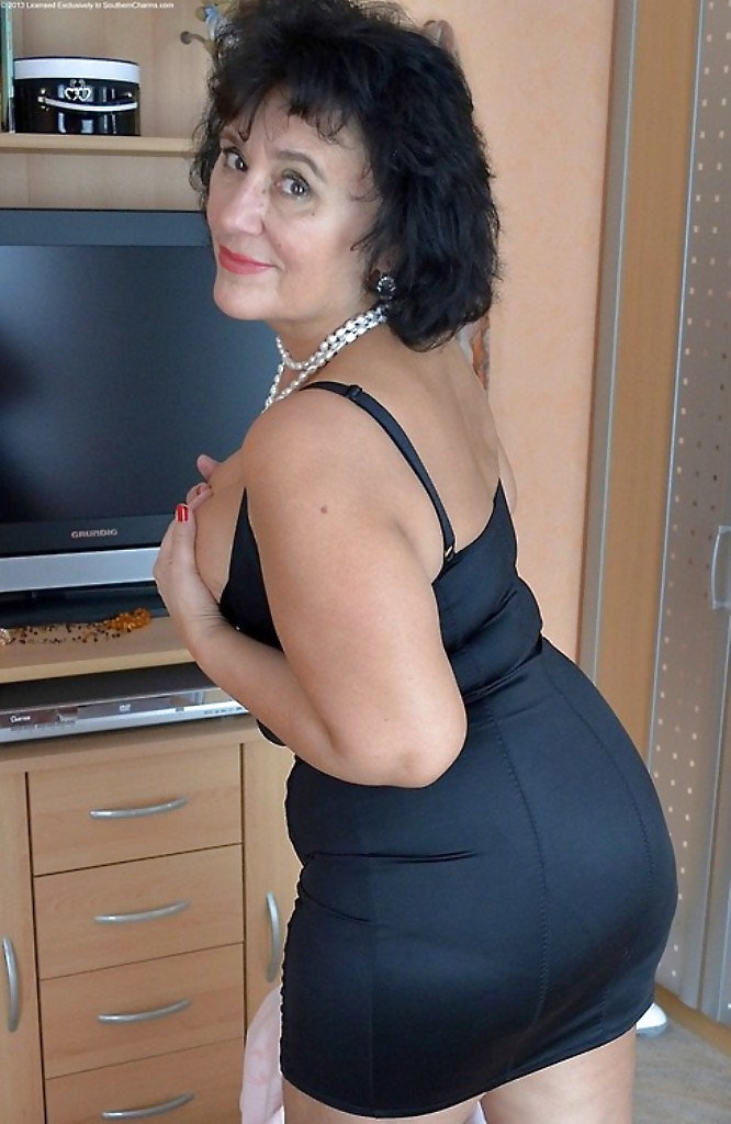 Marures and Milfs Vol.03 #19451180