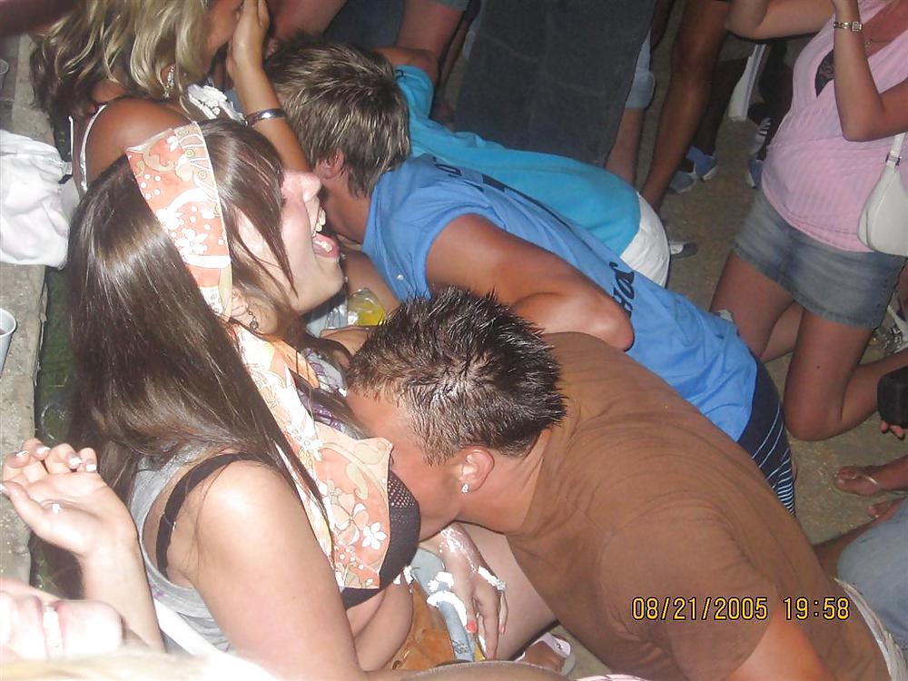 Blowjobcontest
 #16730745