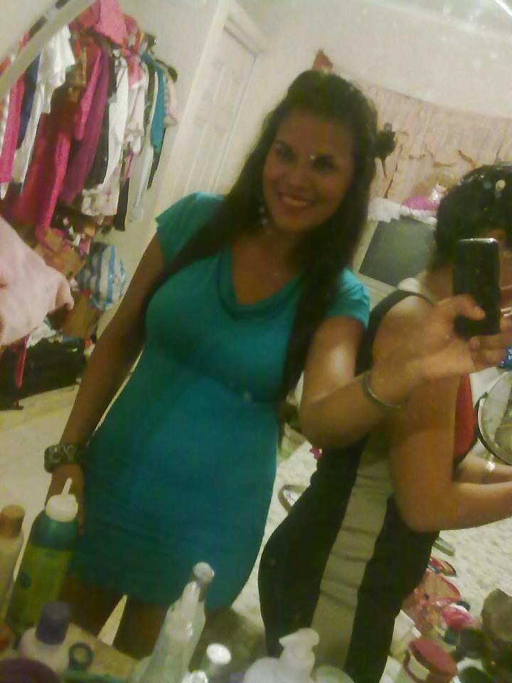 女性 (amigiutas 24)
 #12945799