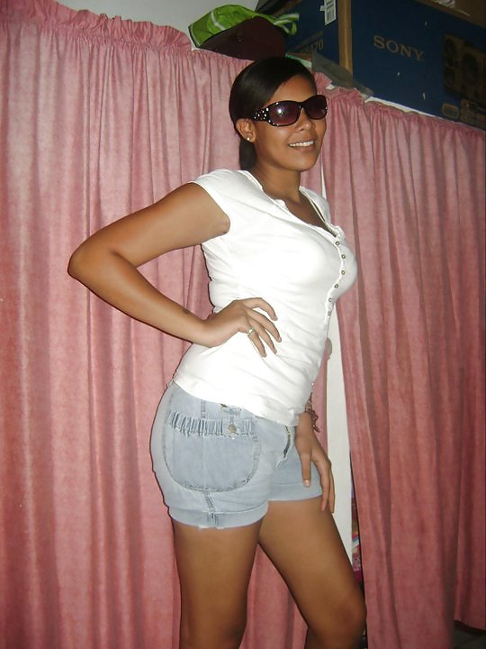 女性 (amigiutas 24)
 #12945874