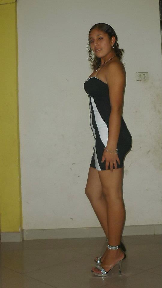 Mujer (amigiutas 24)
 #12945907