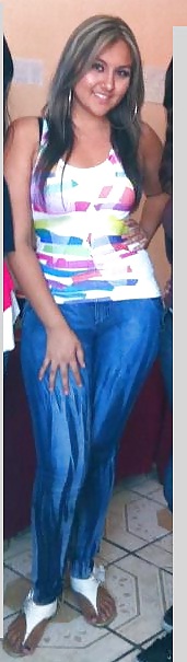 女性 (amigiutas 24)
 #12945963