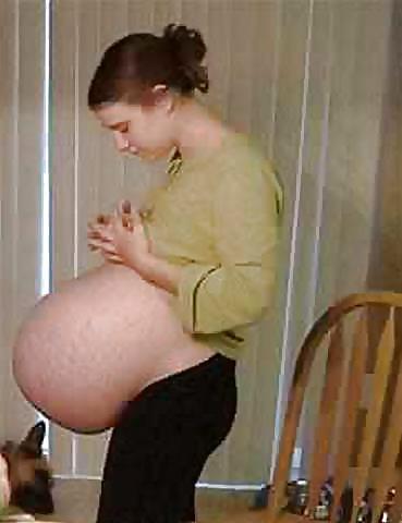 Mezcla de jóvenes embarazadas
 #3791714